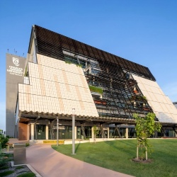 Charles Darwin University